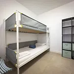 Daire Beachfront Primera Linea 2-04 *