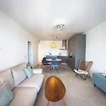 Beachfront Primera Linea 2-04 Daire