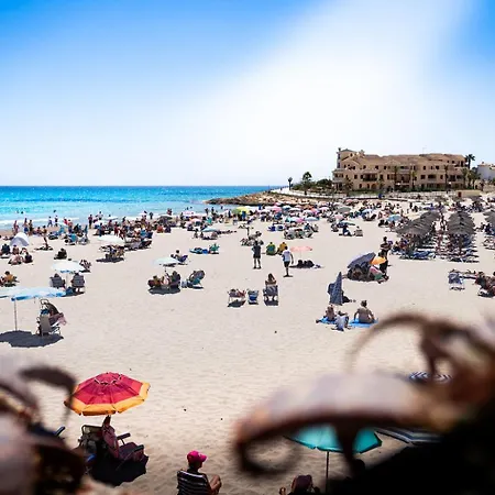 Beachfront Primera Linea 2-04