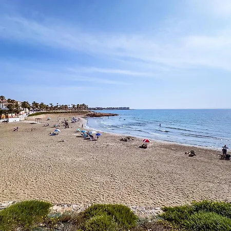 Beachfront Primera Linea 2-04 * أوريويلا